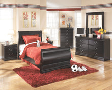 Load image into Gallery viewer, Huey Vineyard - Five Drawer Chest - Black