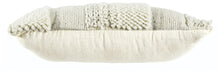 Load image into Gallery viewer, Standon - Pillow