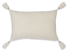 Load image into Gallery viewer, Winbury - Pillow (Set of 4) - Blue / Tan / White