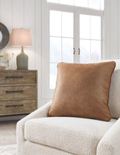 Load image into Gallery viewer, Cortnie - Pillow (Set of 4) - Caramel