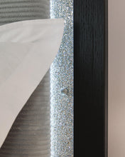 Load image into Gallery viewer, Maeling - Upholstered Panel Bed