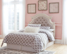 Load image into Gallery viewer, Realyn - Full UPH Panel Headboard - Chipped White