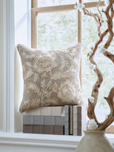 Load image into Gallery viewer, Viveka - Pillow (Set of 4) - Brown / Beige