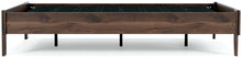 Load image into Gallery viewer, Calverson - Platform Bed
