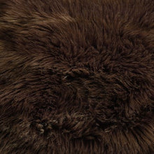 Load image into Gallery viewer, Bellethrone - Pillow
