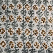 Load image into Gallery viewer, Dainwick - Pillow (Set of 4) - White / Gray / Brown