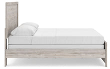 Load image into Gallery viewer, Broachmyn - Panel Bedroom Set