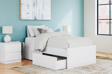 Load image into Gallery viewer, Onita - Platform Bed