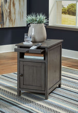 Load image into Gallery viewer, Treytown - Chair Side End Table