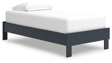 Load image into Gallery viewer, Simmenfort - Platform Bed