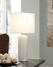 Load image into Gallery viewer, Steuben - Ceramic Table Lamp (Set of 2) - White