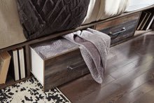 Load image into Gallery viewer, Drystan - Panel Bed