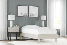 Load image into Gallery viewer, Socalle - Platform Bed
