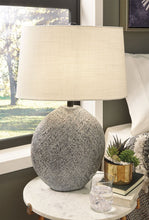 Load image into Gallery viewer, Harif - Paper Table Lamp - Beige
