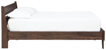 Load image into Gallery viewer, Calverson - Panel Platform Bed