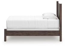 Load image into Gallery viewer, Pamytta - Panel Bedroom Set