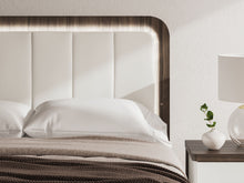 Load image into Gallery viewer, Kendanport - Upholstered Bed
