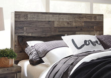 Load image into Gallery viewer, Derekson - Panel Bed