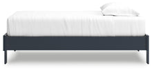 Load image into Gallery viewer, Simmenfort - Platform Bed