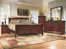 Load image into Gallery viewer, Alisdair - Chest - Reddish Brown