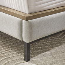 Load image into Gallery viewer, Tomtyn - Upholstered Bed
