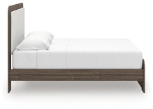Load image into Gallery viewer, Kendanport - 4 Pc. - King Platform Bed, Dresser, Mirror And Nightstand - Brown / White