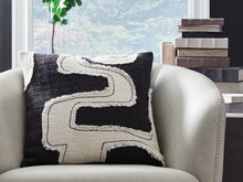 Load image into Gallery viewer, Veerbank - Pillow (Set of 4) - Black / Beige