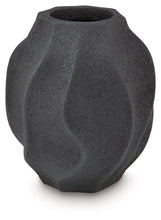 Load image into Gallery viewer, Judworth - Vase