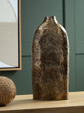 Load image into Gallery viewer, Wallmond - Vase