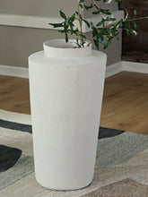 Load image into Gallery viewer, Flurinworth - Vase - 29" - Cream