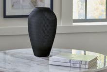 Load image into Gallery viewer, Etney - Vase