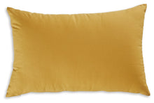 Load image into Gallery viewer, Varness - Pillow (Set of 4) - Multi