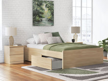 Load image into Gallery viewer, Onita - Platform Bed