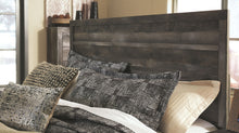 Load image into Gallery viewer, Wynnlow - Panel Bedroom Set
