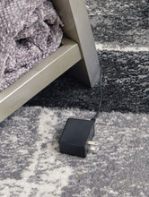 Load image into Gallery viewer, Evesen - Floor Standing Mirror/Storage