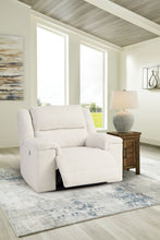 Load image into Gallery viewer, Keensburg - Wide Seat Power Recliner