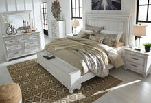 Load image into Gallery viewer, Kanwyn - Panel Bed