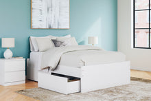 Load image into Gallery viewer, Onita - Platform Bed