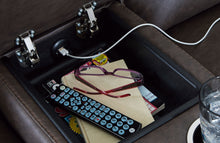 Load image into Gallery viewer, Lavenhorne - Dbl Rec Loveseat W/Console - Granite