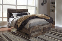 Load image into Gallery viewer, Derekson - Panel Bed