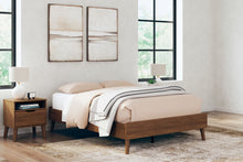 Load image into Gallery viewer, Fordmont - Bed