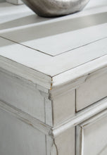 Load image into Gallery viewer, Kanwyn - Dresser