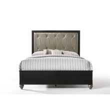 Load image into Gallery viewer, Ulrik Eastern King Bed