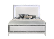 Load image into Gallery viewer, Haiden Eastern King Bed