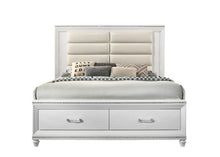 Load image into Gallery viewer, Sadie Eastern King Bed