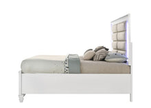 Load image into Gallery viewer, Sadie Eastern King Bed