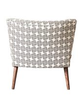 Load image into Gallery viewer, ACCENTS ACCENT CHAIR 905502