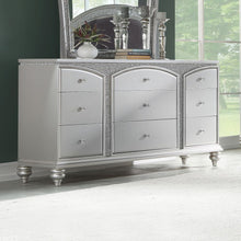 Load image into Gallery viewer, Maverick Bedroom Set 21797EK