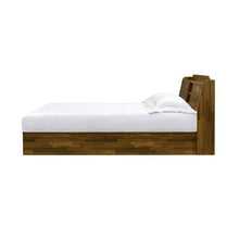Load image into Gallery viewer, Hestia Queen Bed