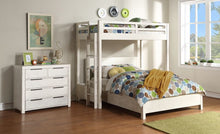 Load image into Gallery viewer, Celerina Queen Bed